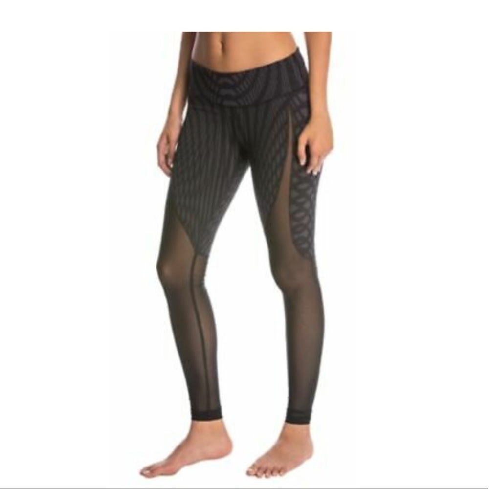 Alo Yoga leggings